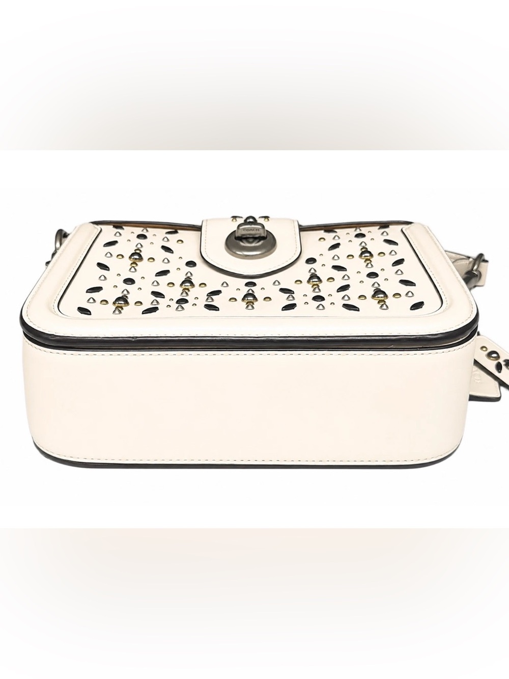 Coach Page Chalk Cream Prairie Rivets Crossbody Satchel Purse 8.5' x 7" x 3" - Picture 7 of 13
